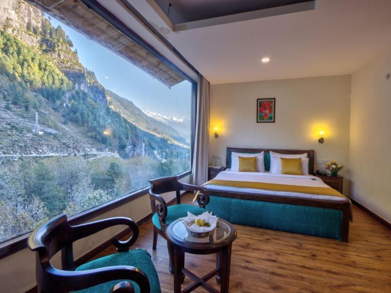 The Katoch Grand Resort Manāli Eksteriør bilde