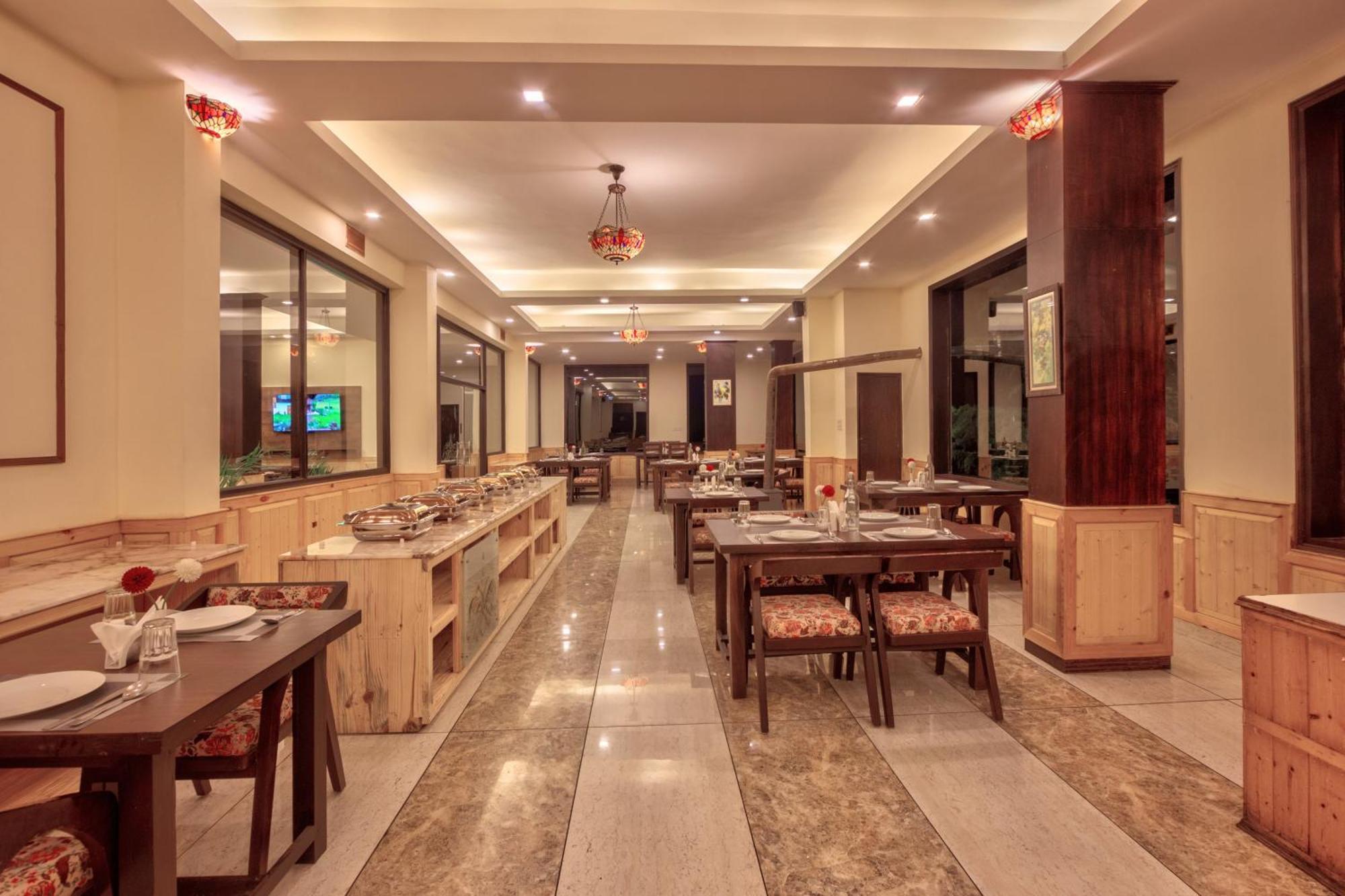 The Katoch Grand Resort Manāli Eksteriør bilde
