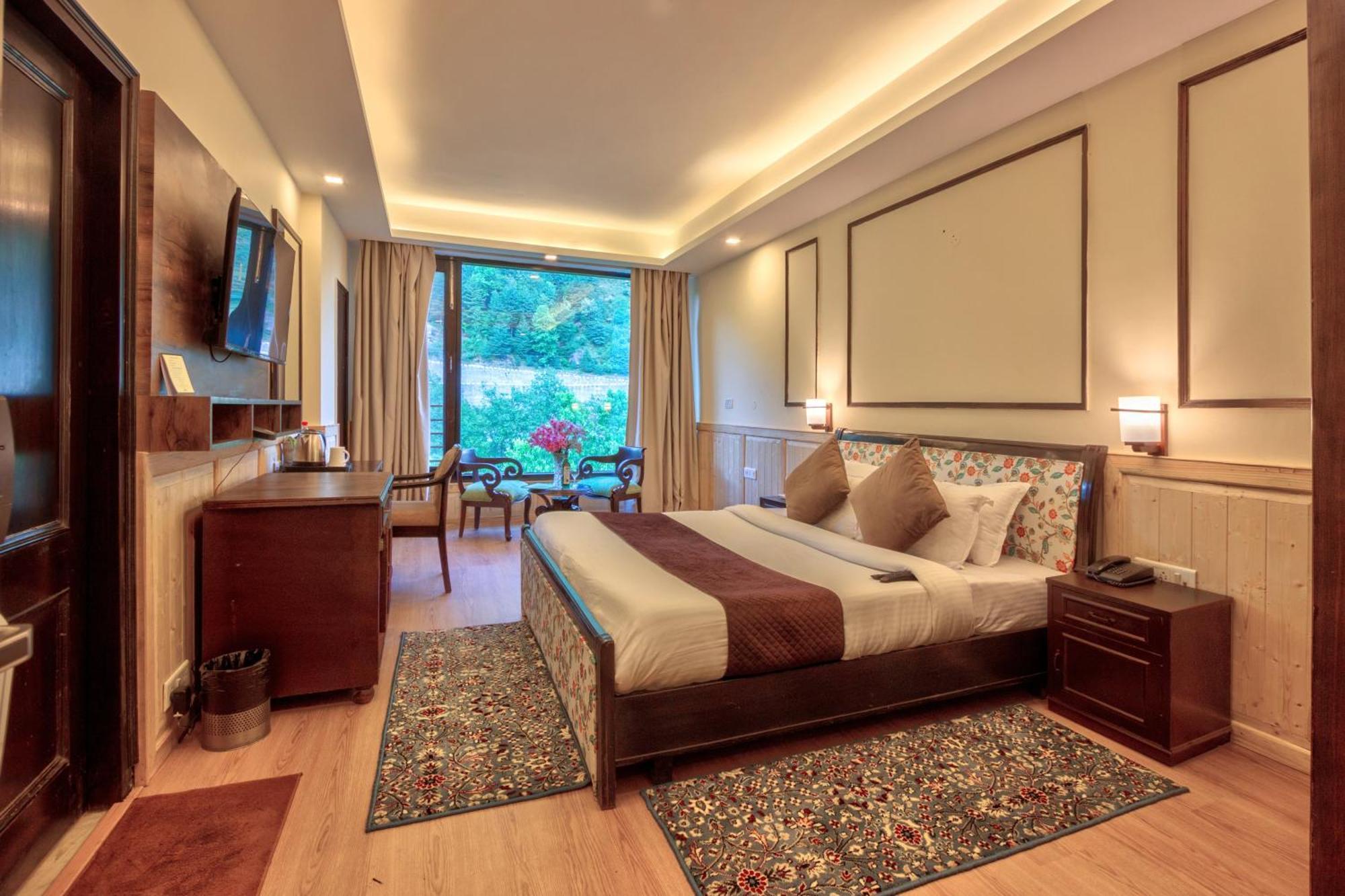 The Katoch Grand Resort Manāli Eksteriør bilde